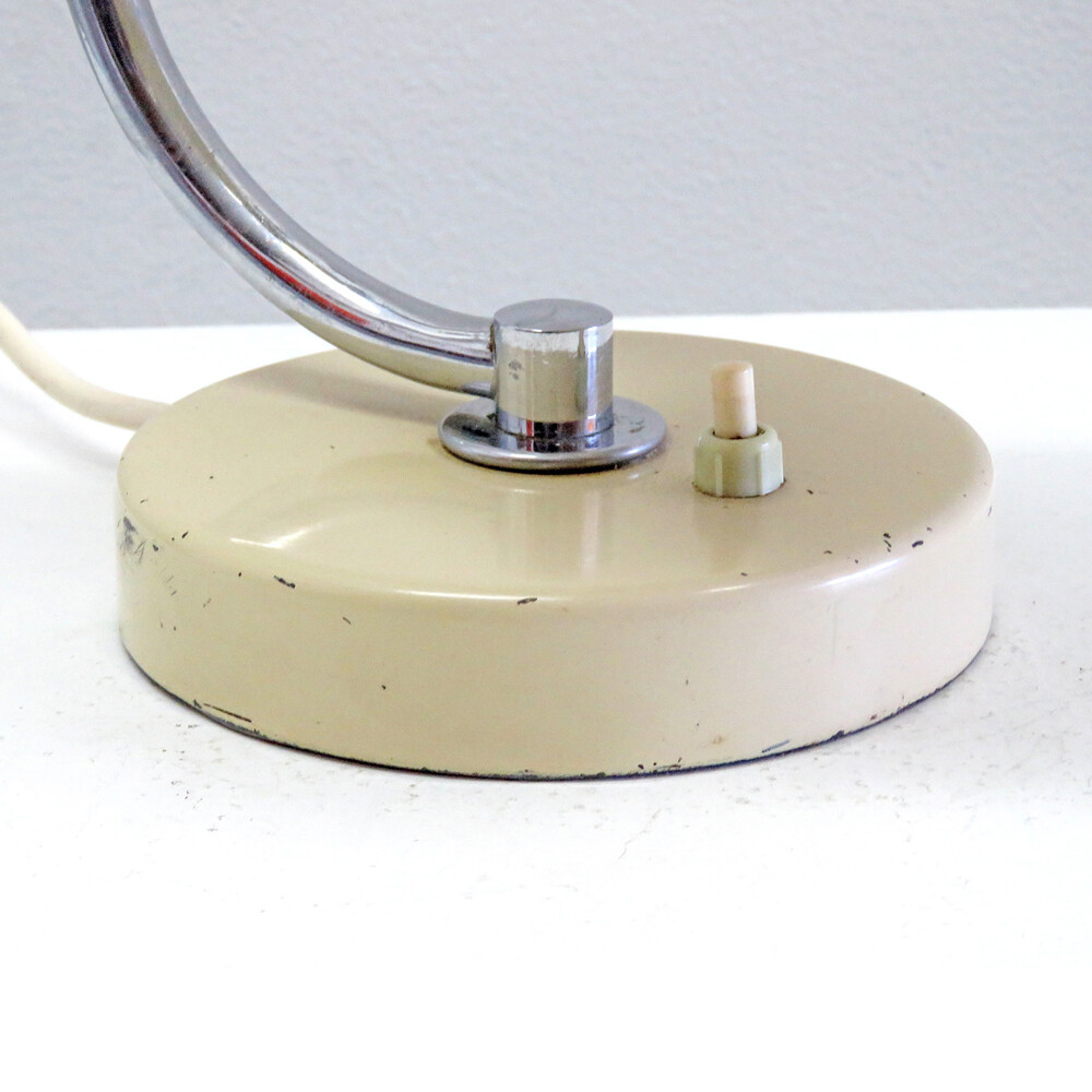 Kaiser iDell Model 6722 Table Lamp, 1930 - Gallery L7