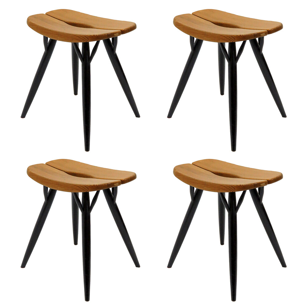 Ilmari Tapiovaara Pirkka Stools, Pinewood with Black Legs, 1955